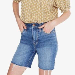 Madewell High Rise Denim Shorts in Medium Wash Size 24